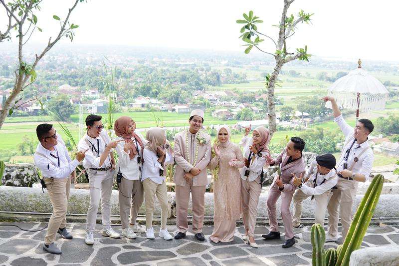 Tim di Lokasi