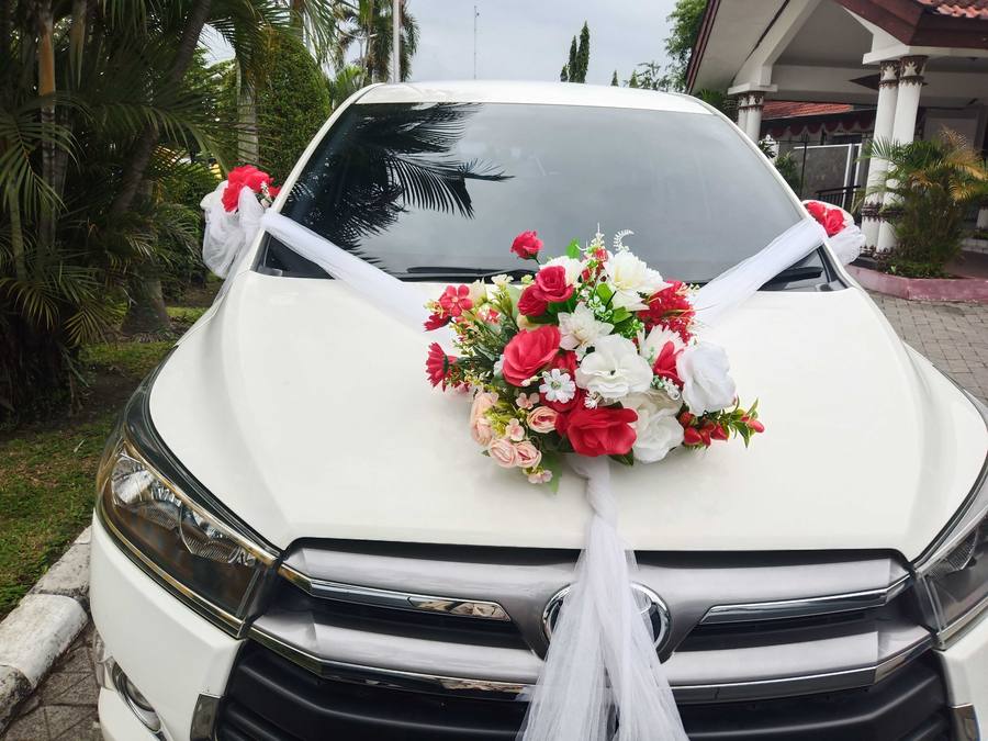 Dekorasi Mobil Pengantin oleh Rushtic