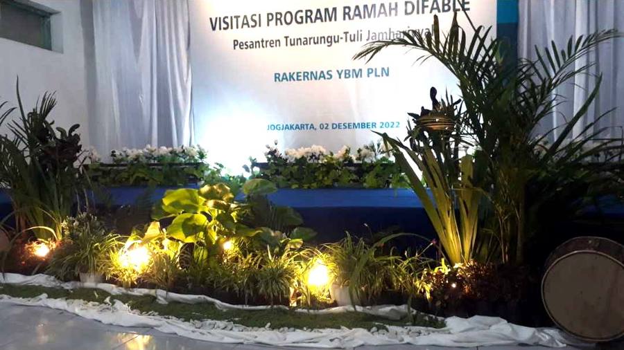 Dekorasi Dekorasi Taman oleh Rushtic