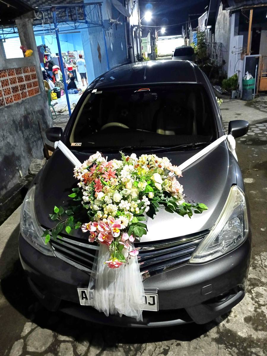 Dekorasi Mobil Pengantin oleh Rushtic