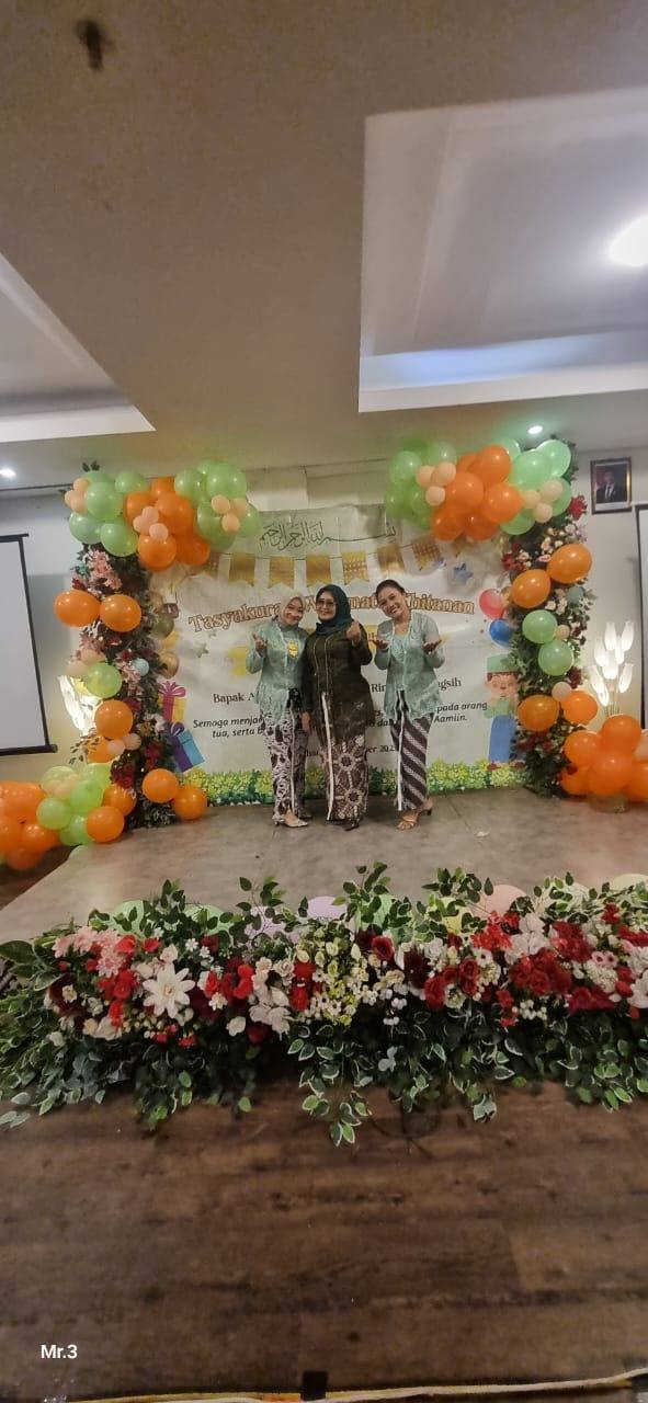 Dekorasi Pelaminan Pernikahan oleh Rushtic